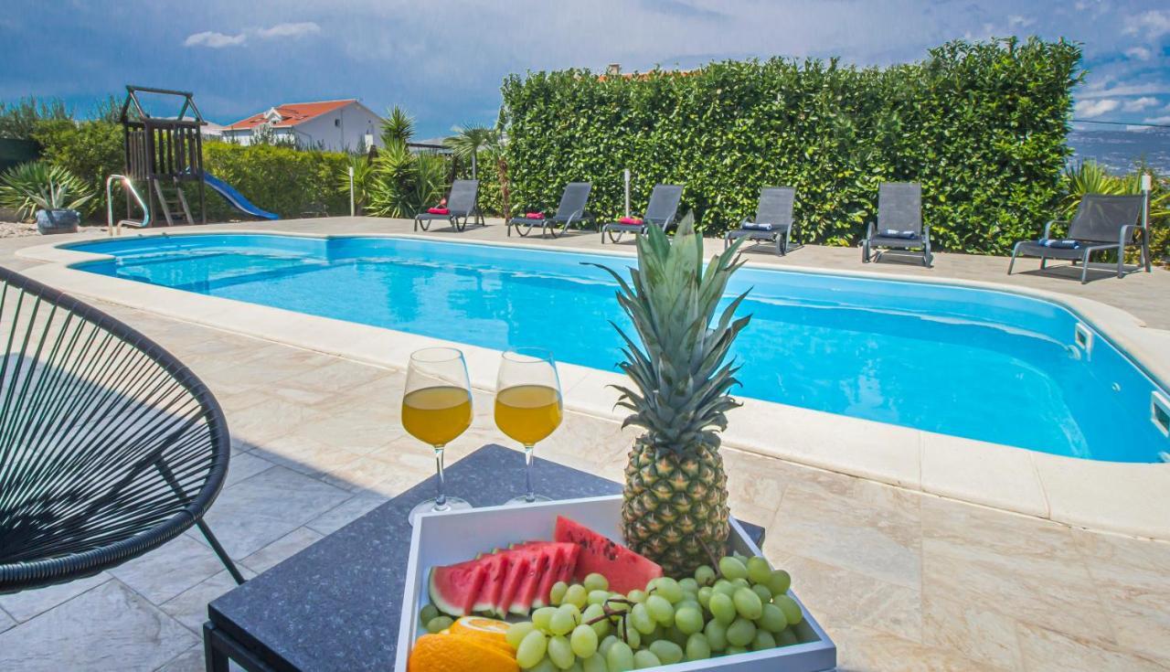 Vila Rozarija Trogir Luaran gambar