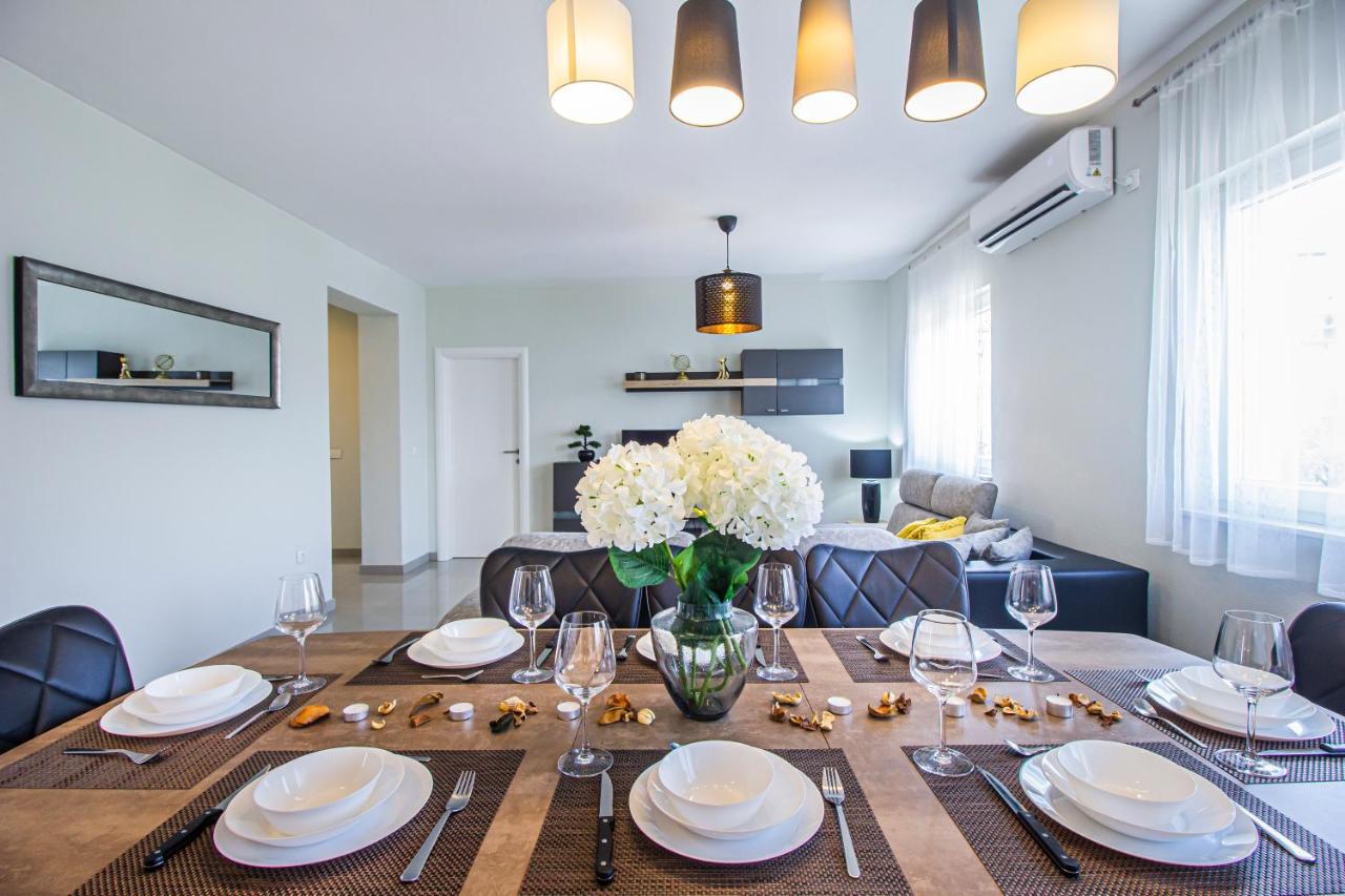 Vila Rozarija Trogir Luaran gambar