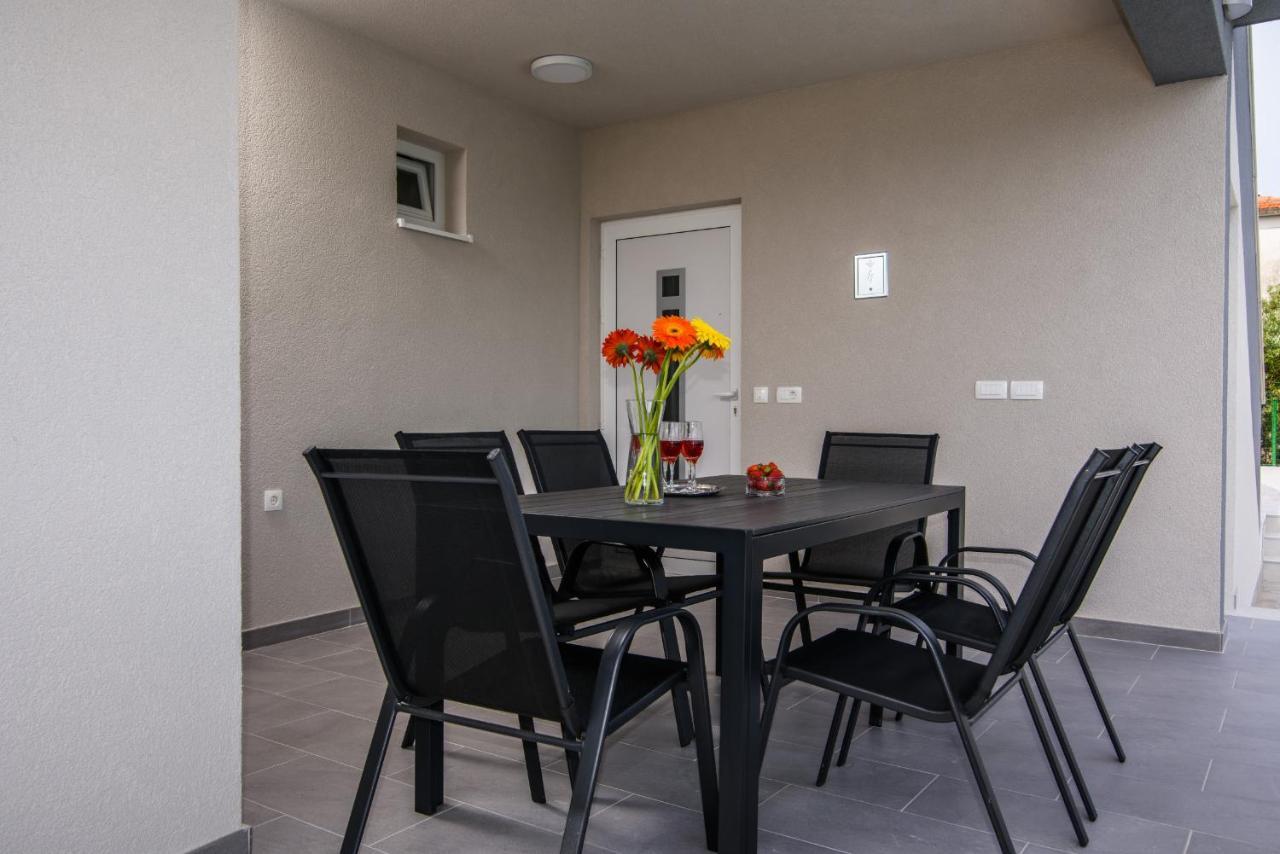 Vila Rozarija Trogir Luaran gambar