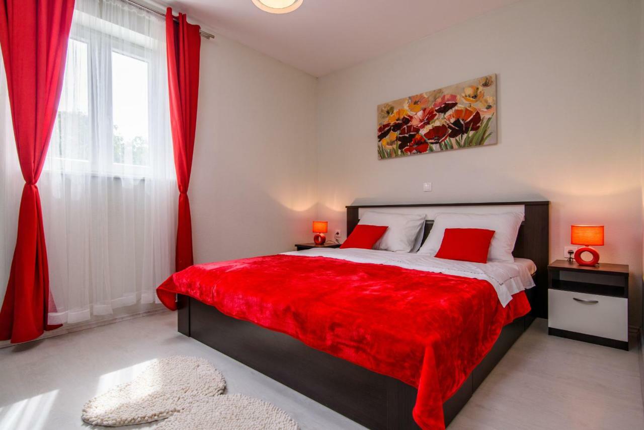 Vila Rozarija Trogir Luaran gambar